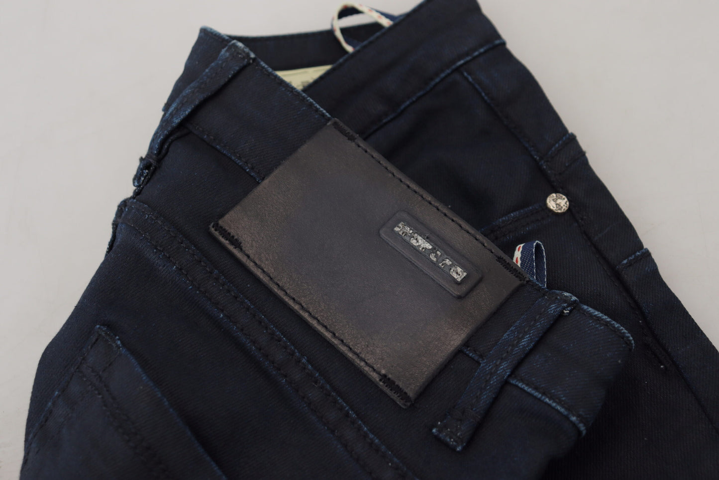 Eight Chic Skinny Denim Extravaganza with Low Waist