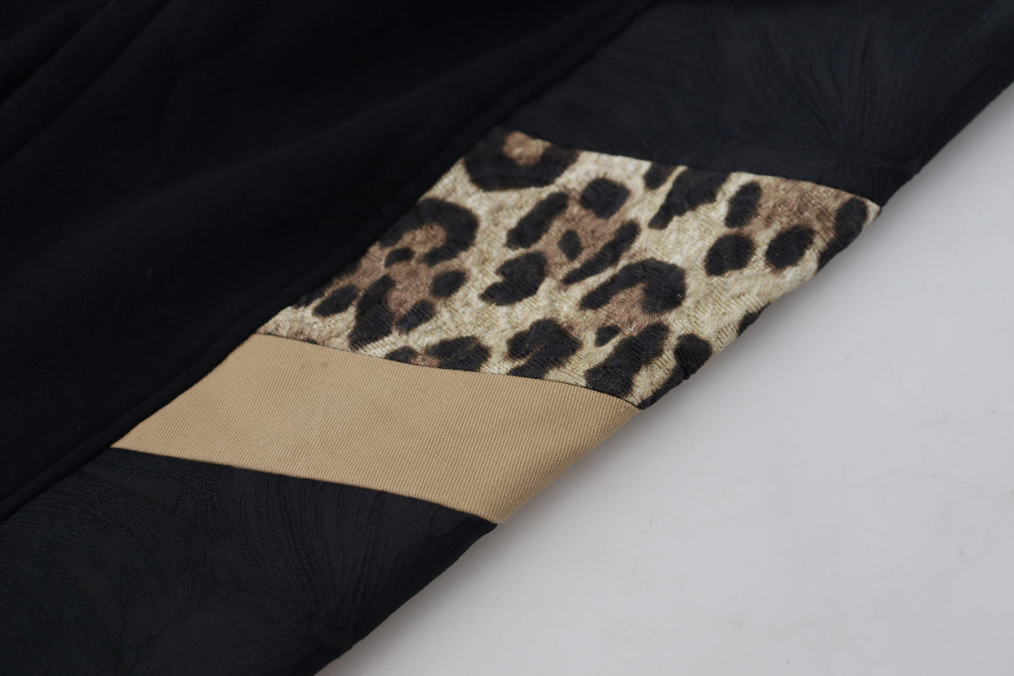 Dolce & Gabbana Elegant black jogger pants for the modern man