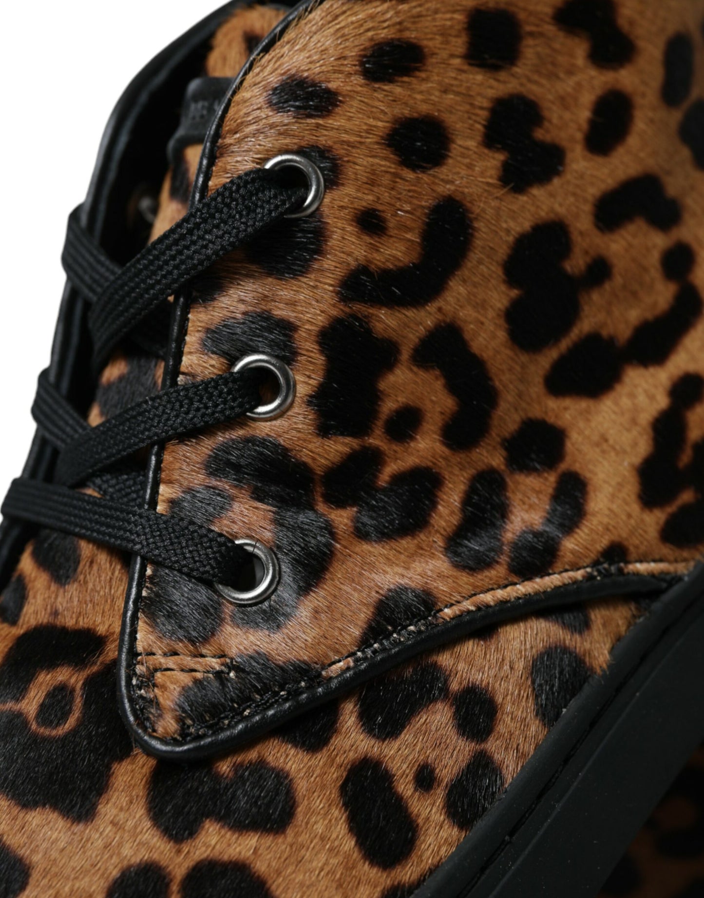 Dolce & Gabbana Elegant mid-top sneakers with leopard print