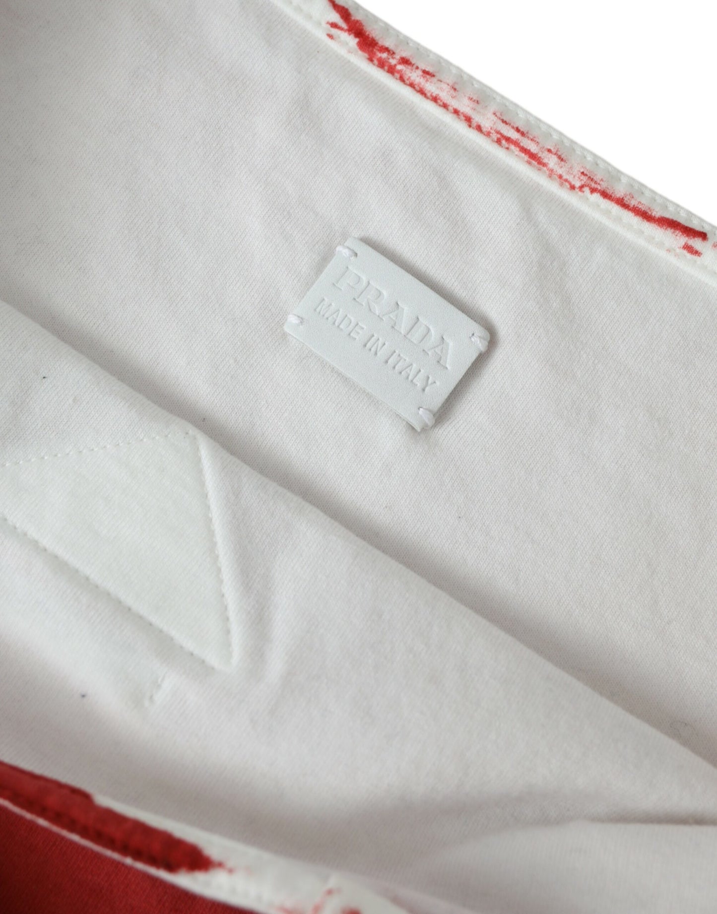 Prada Chic Kangaskassi punaista ja valkoista kangasta