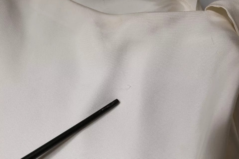 Brunello Cucinelli Beige silkki Ascot kaulus pitkähihainen toppi