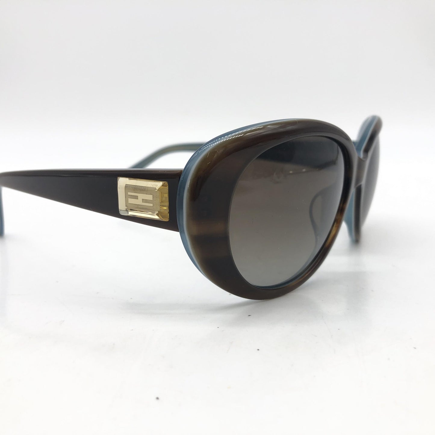 Fendi Oversized Cat-Eye Sunglasses In Tortoise