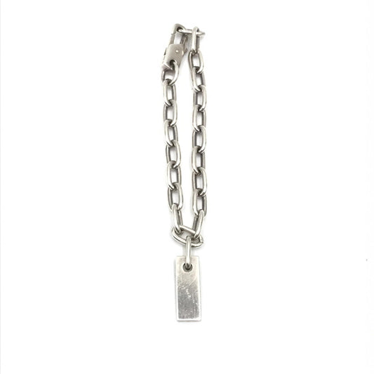 Gucci Sterling Silver Logo Plate Chain Bracelet