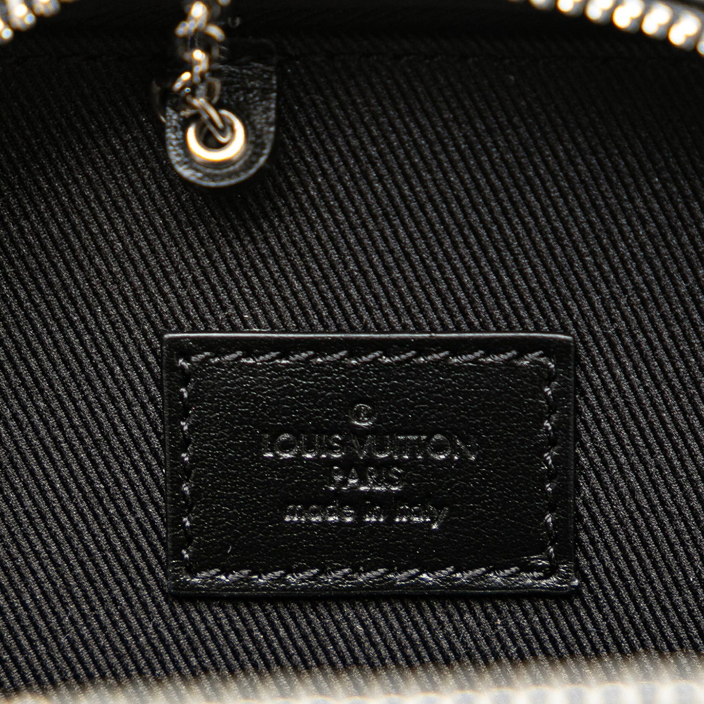 Louis Vuitton Trunk Motif Key Charm Leather With Box