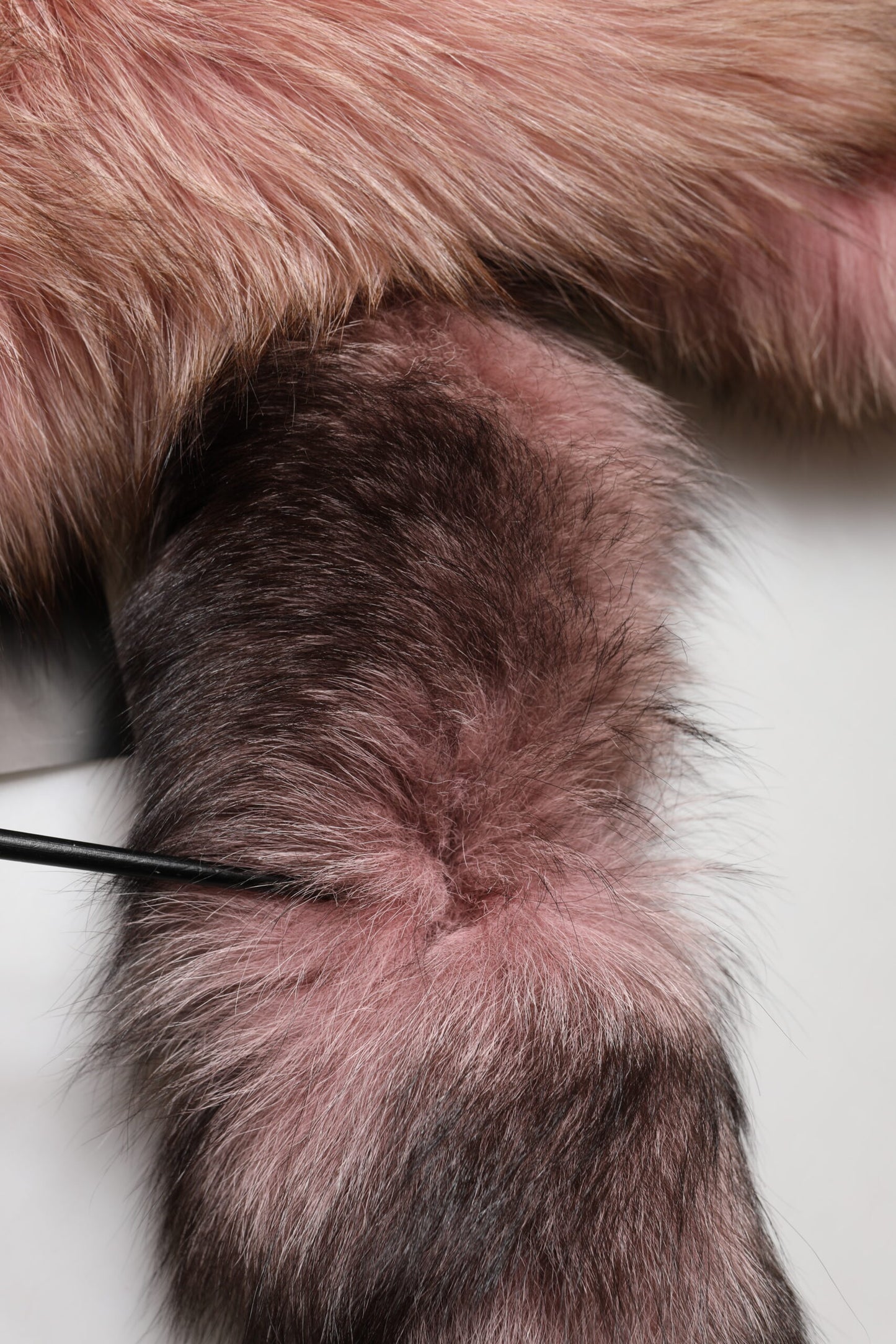 Dolce & Gabbana Pink Frost Fox Fur Neck Warmer Winter 120cm x 27cm Scarf