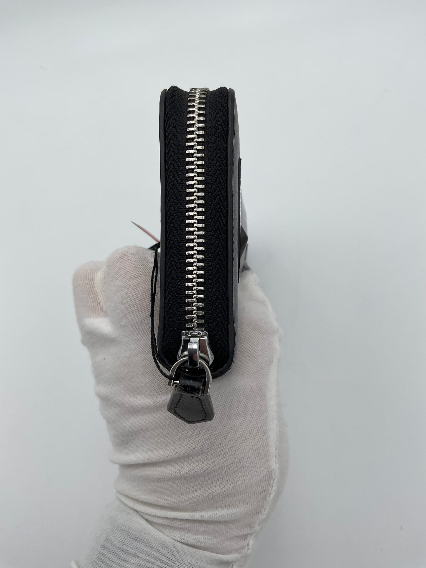 Fendi FENDI BUGS Zip Wallet