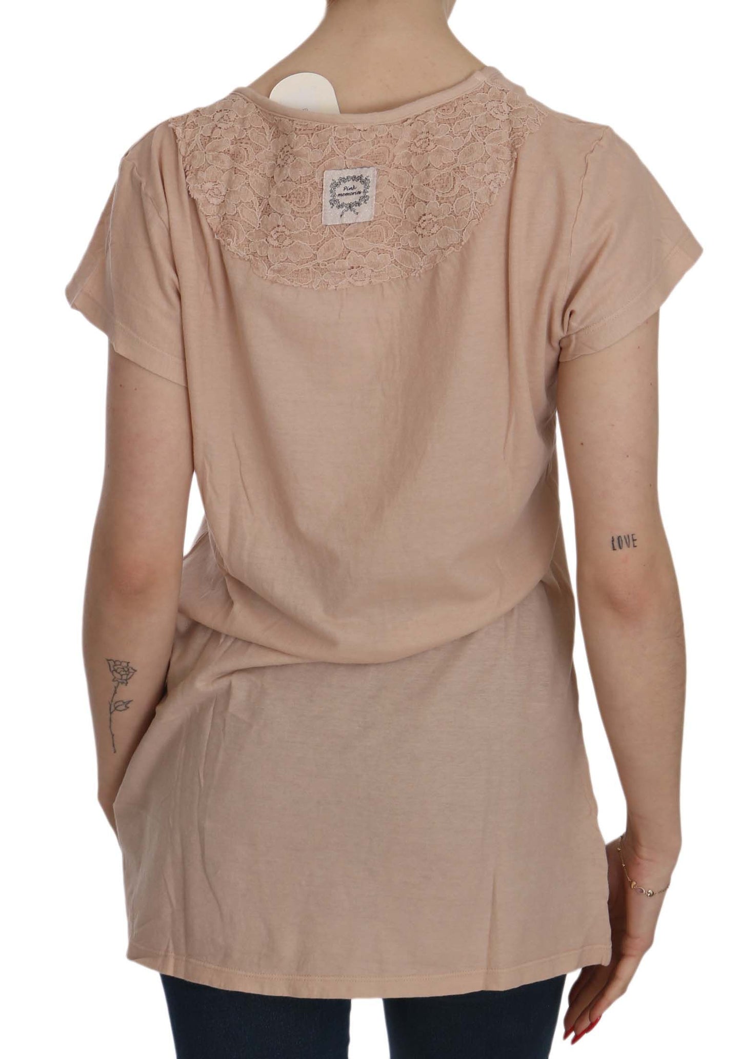 PINK MEMORIES Elegant blouse with round neck made of cream-colored lace