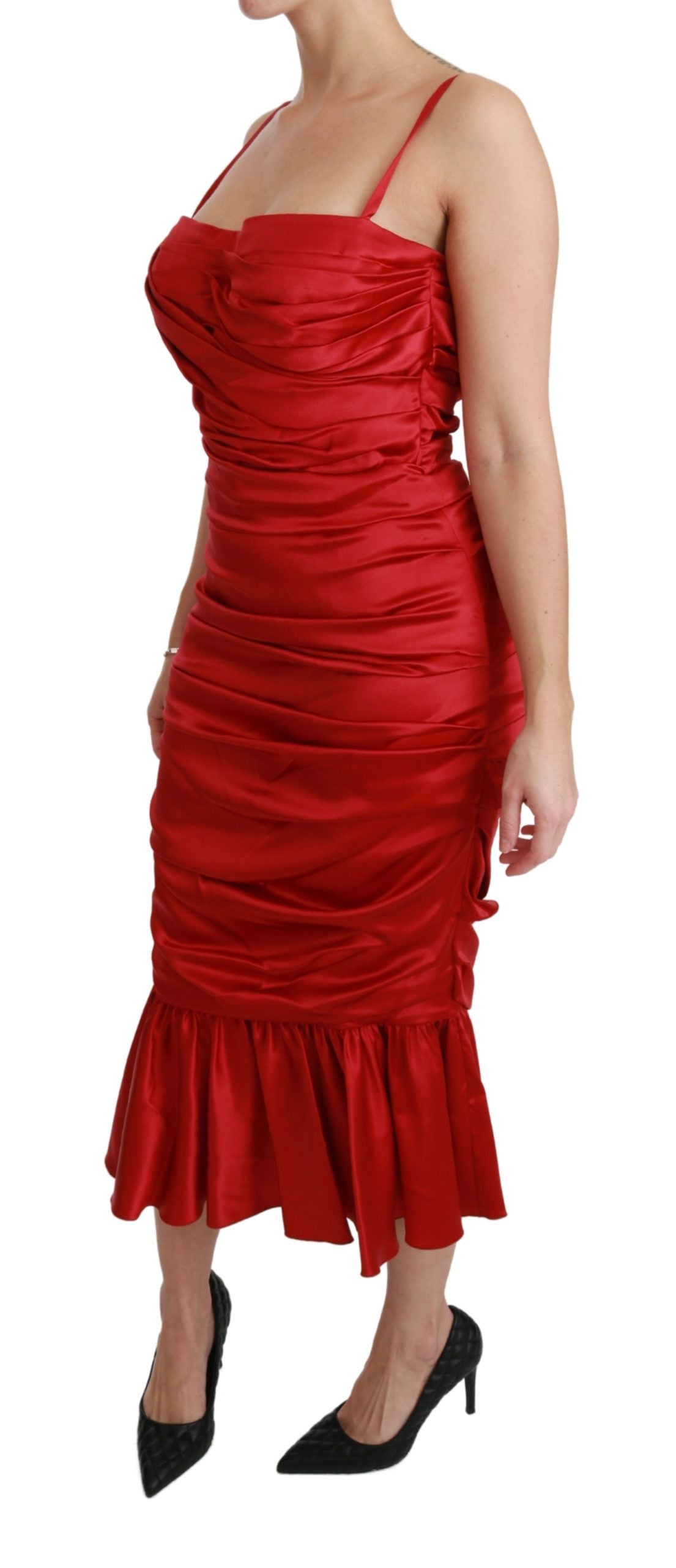 Dolce &amp; Gabbana Exquisite red silk midi dress with flared sides