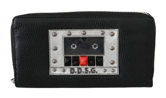 Dolce &amp; Gabbana Elegant zipped wallet in black leather