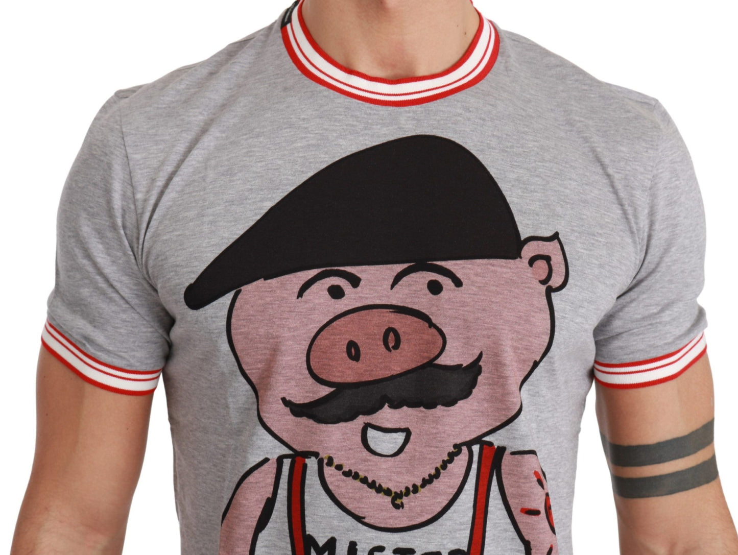 Dolce &amp; Gabbana Chic harmaa puuvillainen T-paita, jossa Year of the Pig -aihe