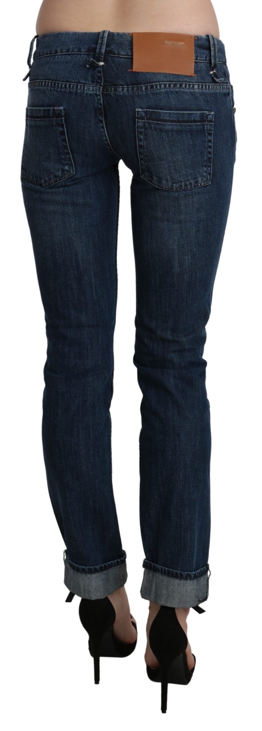 Acht Exquisite Skinny Denim mit niedriger Taille