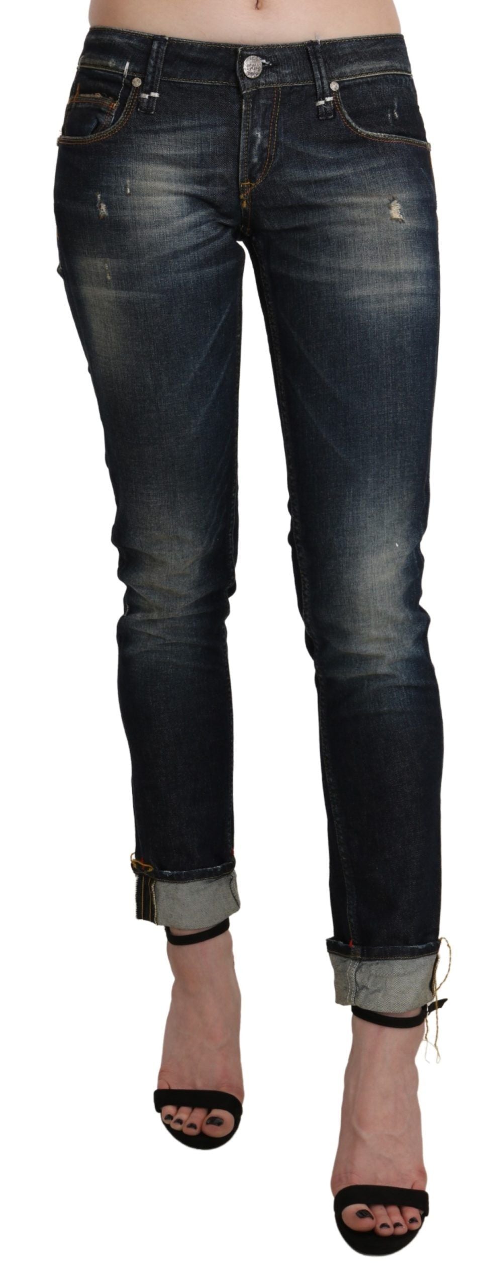 Acht Schicke dunkelblaue Skinny Cropped Jeans