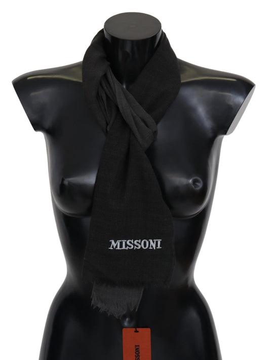 Missoni Elegant black wool scarf with fringes