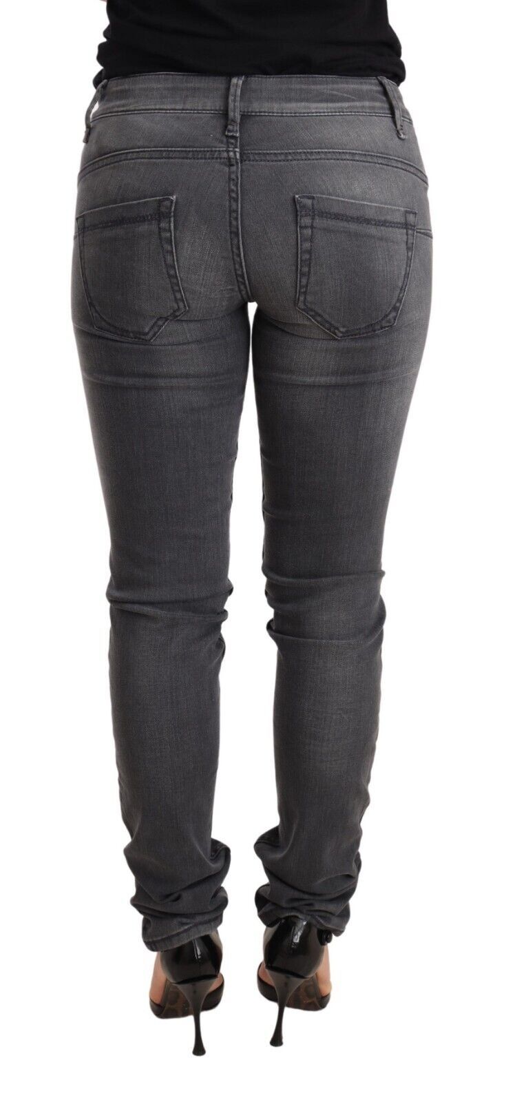 Chic Eight Skinny Denim with Low Waist