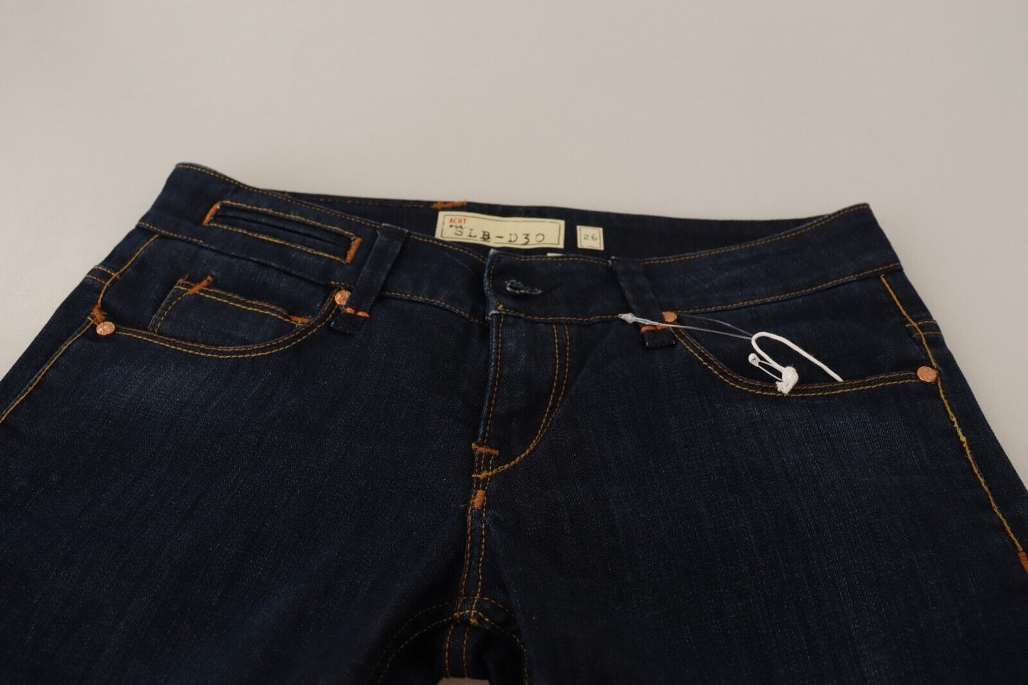 Acht Schicke Skinny Denim mit niedriger Taille