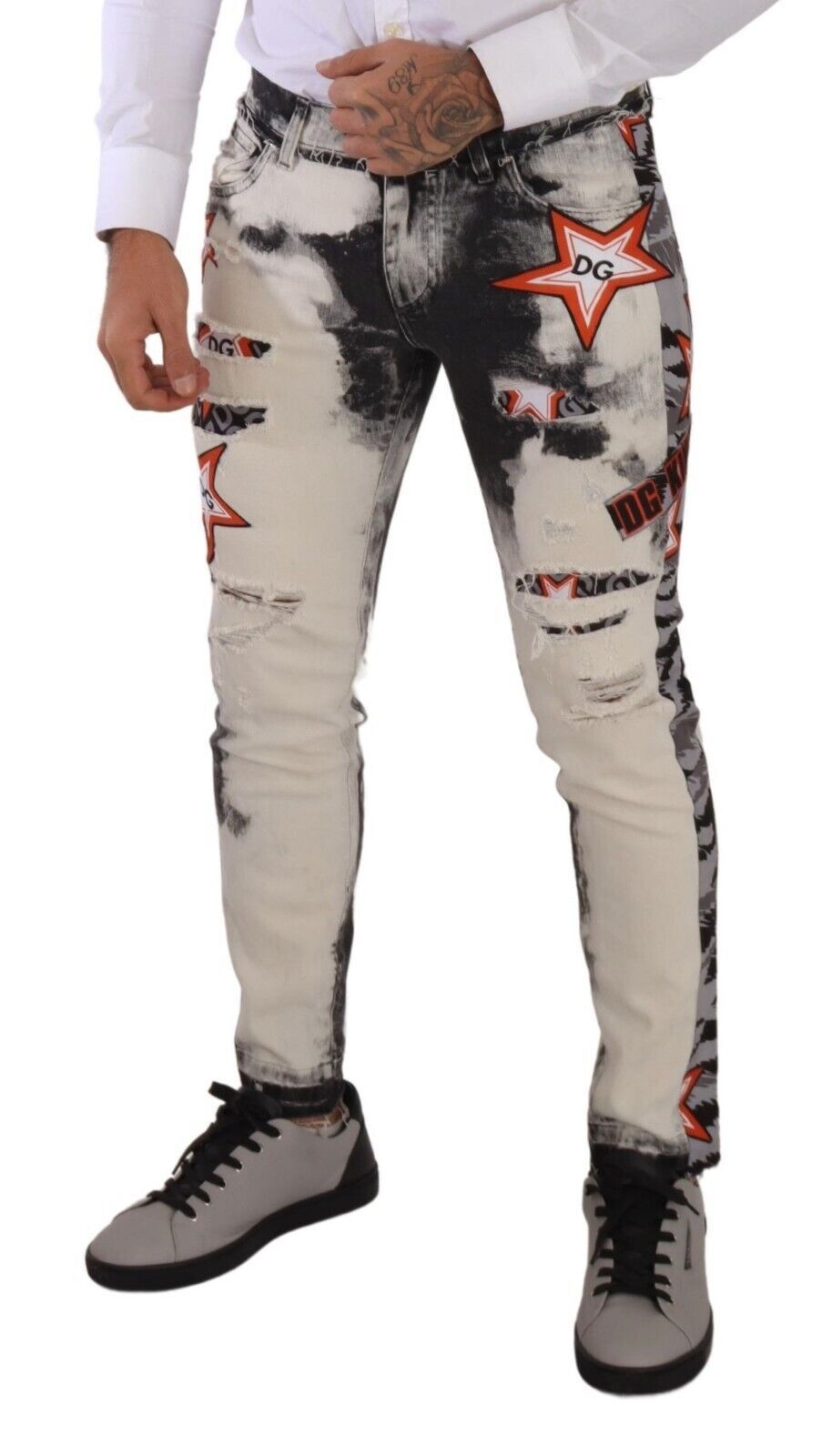 Dolce &amp; Gabbana Chic Slim Fit Denim Jeans with Star Motif