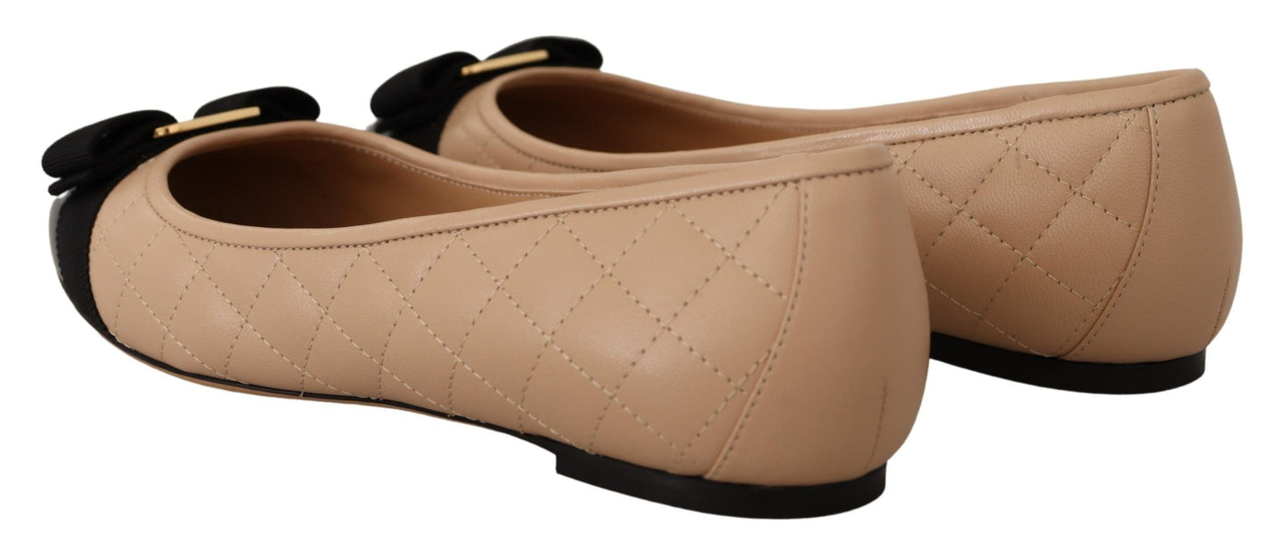 Salvatore Ferragamo Elegant quilted leather flats - chic two-tone design