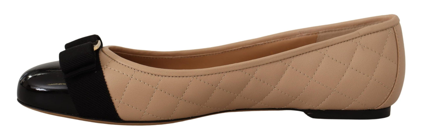 Salvatore Ferragamo Elegant quilted leather flats - chic two-tone design