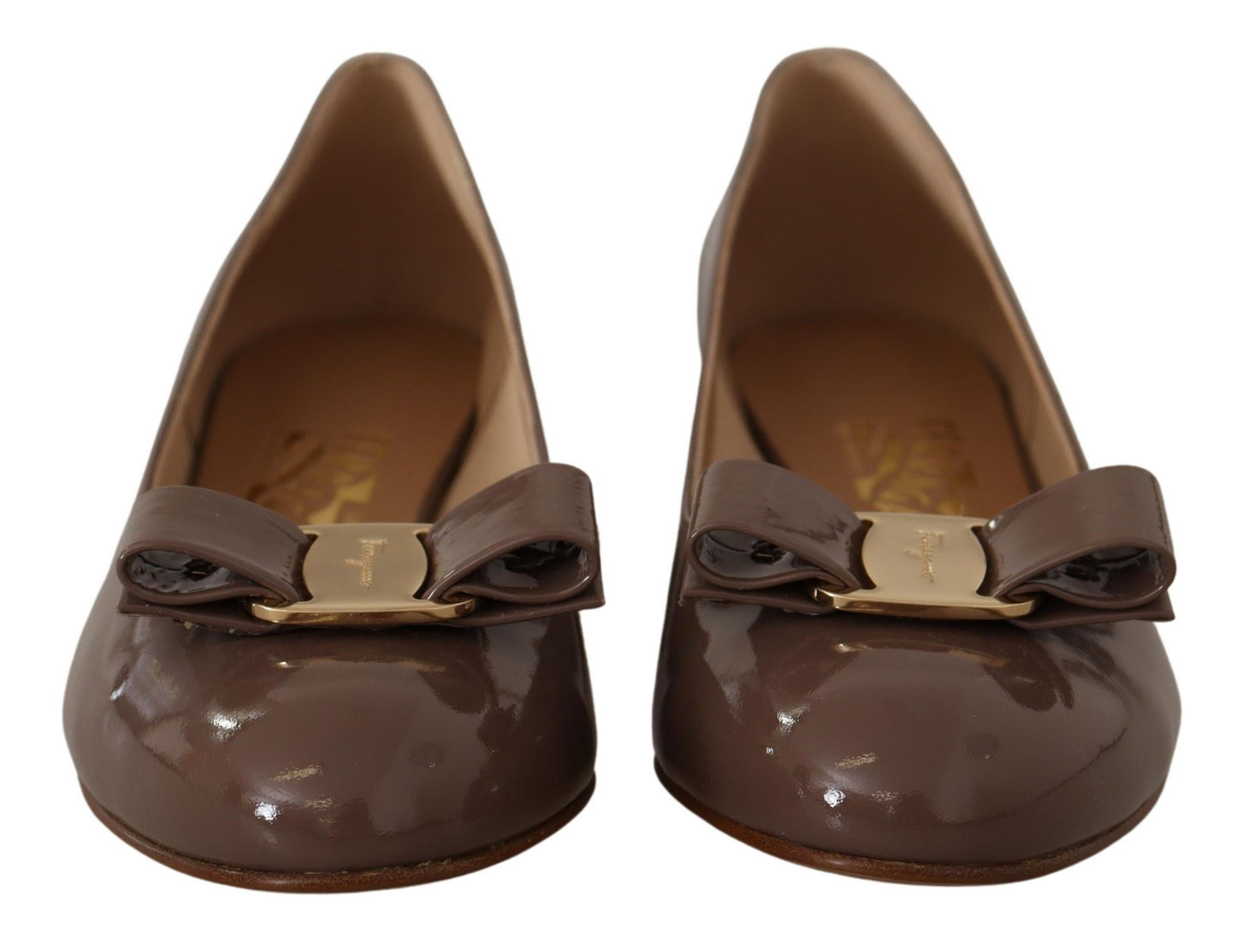 Salvatore Ferragamo Elegant brown caraway pumps with Vara bow