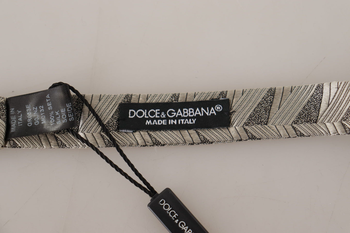 Dolce &amp; Gabbana elegantti silkkirusetti harmaa