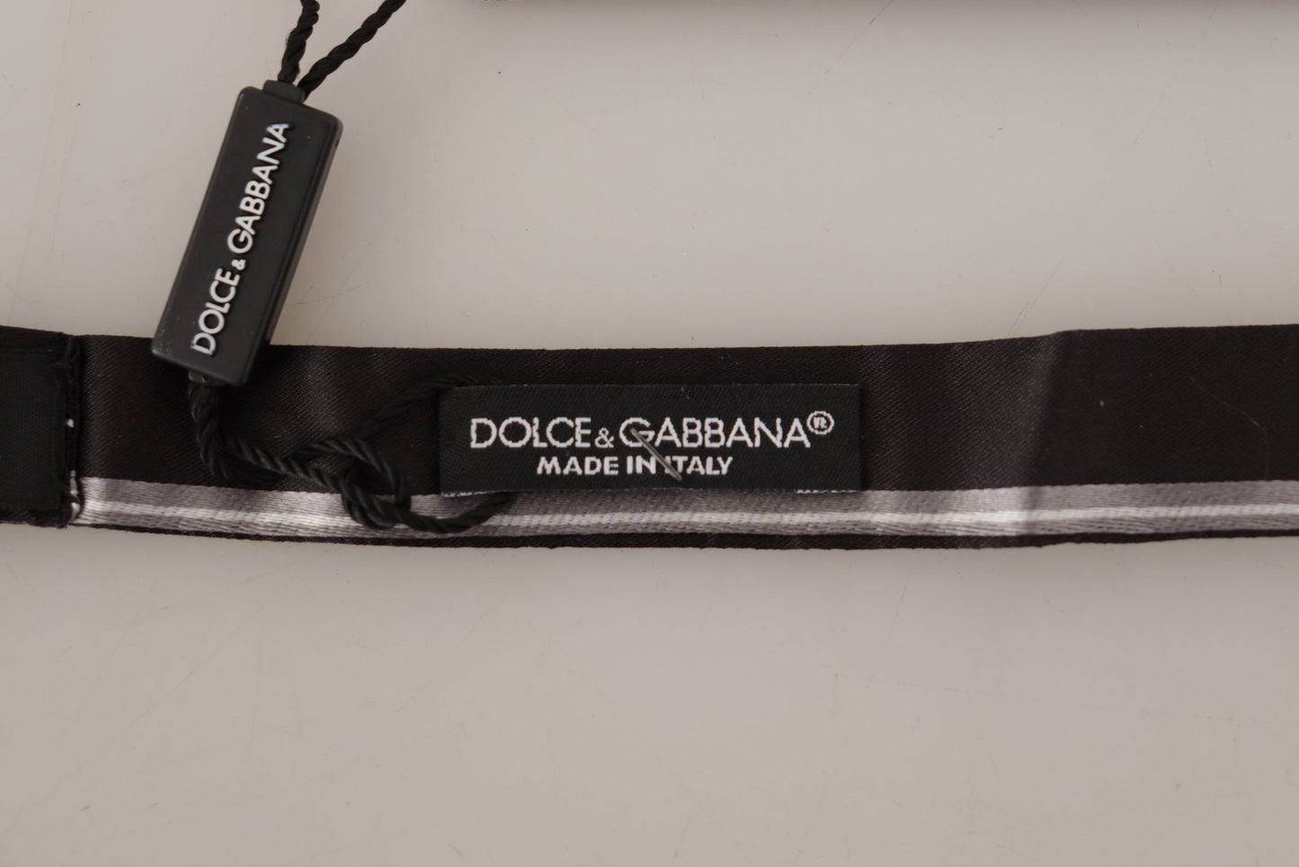 Dolce &amp; Gabbana tyylikäs silkkirusetti musta ja harmaa