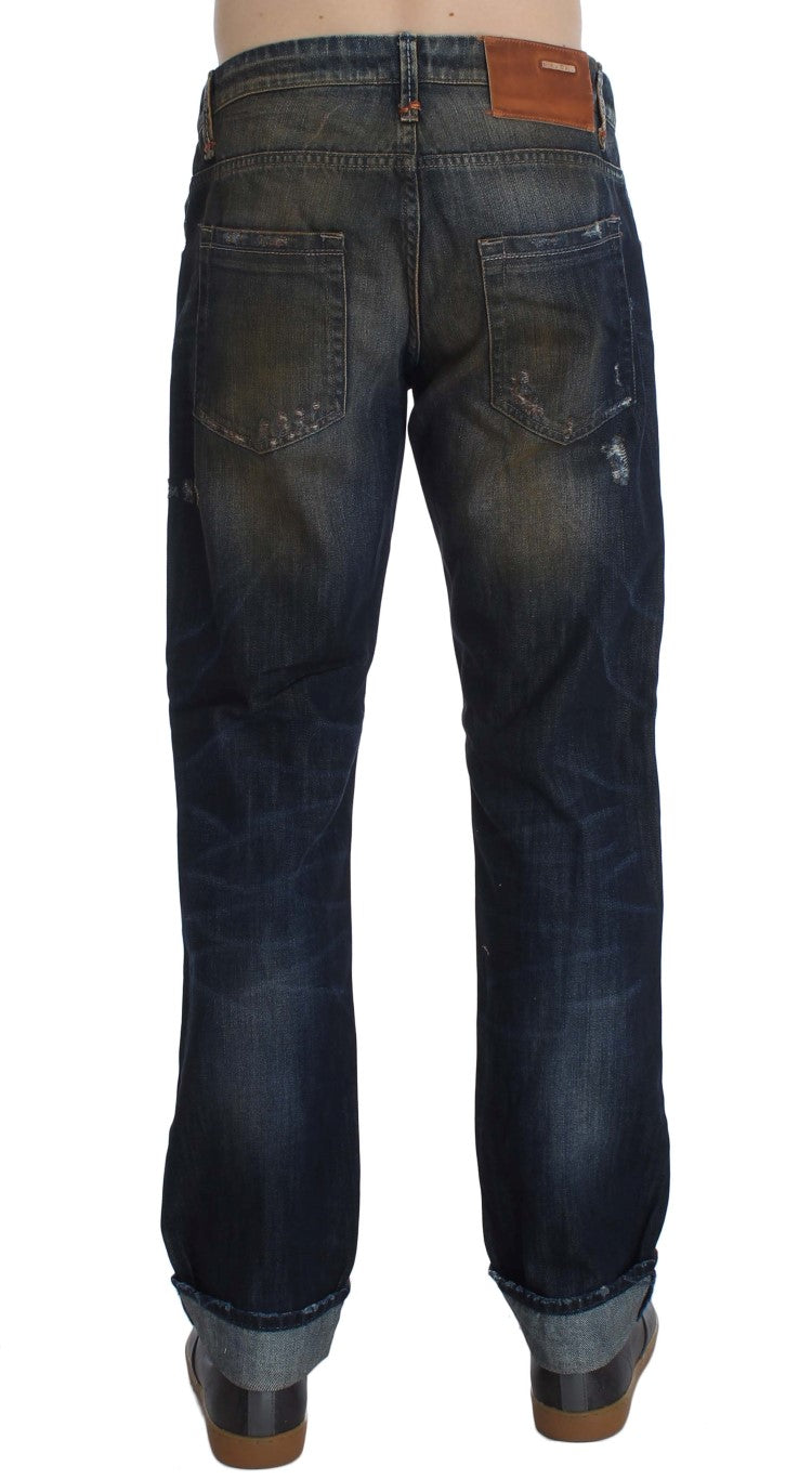 Acht Elegante Straight Fit Denim-Jeans für Männer