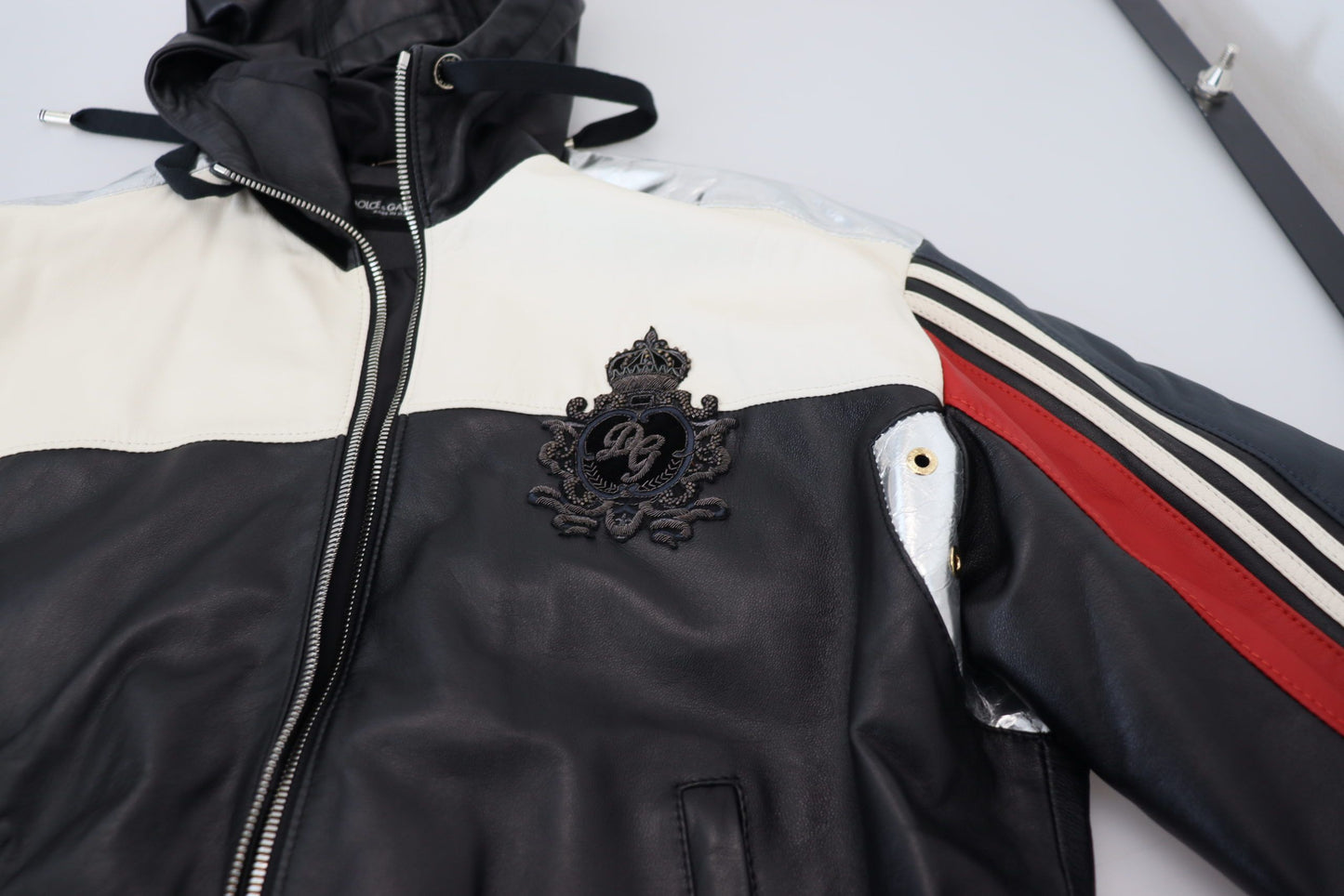 Dolce & Gabbana Elite Schwarzes Leder Bomberjacke mit Kapuze