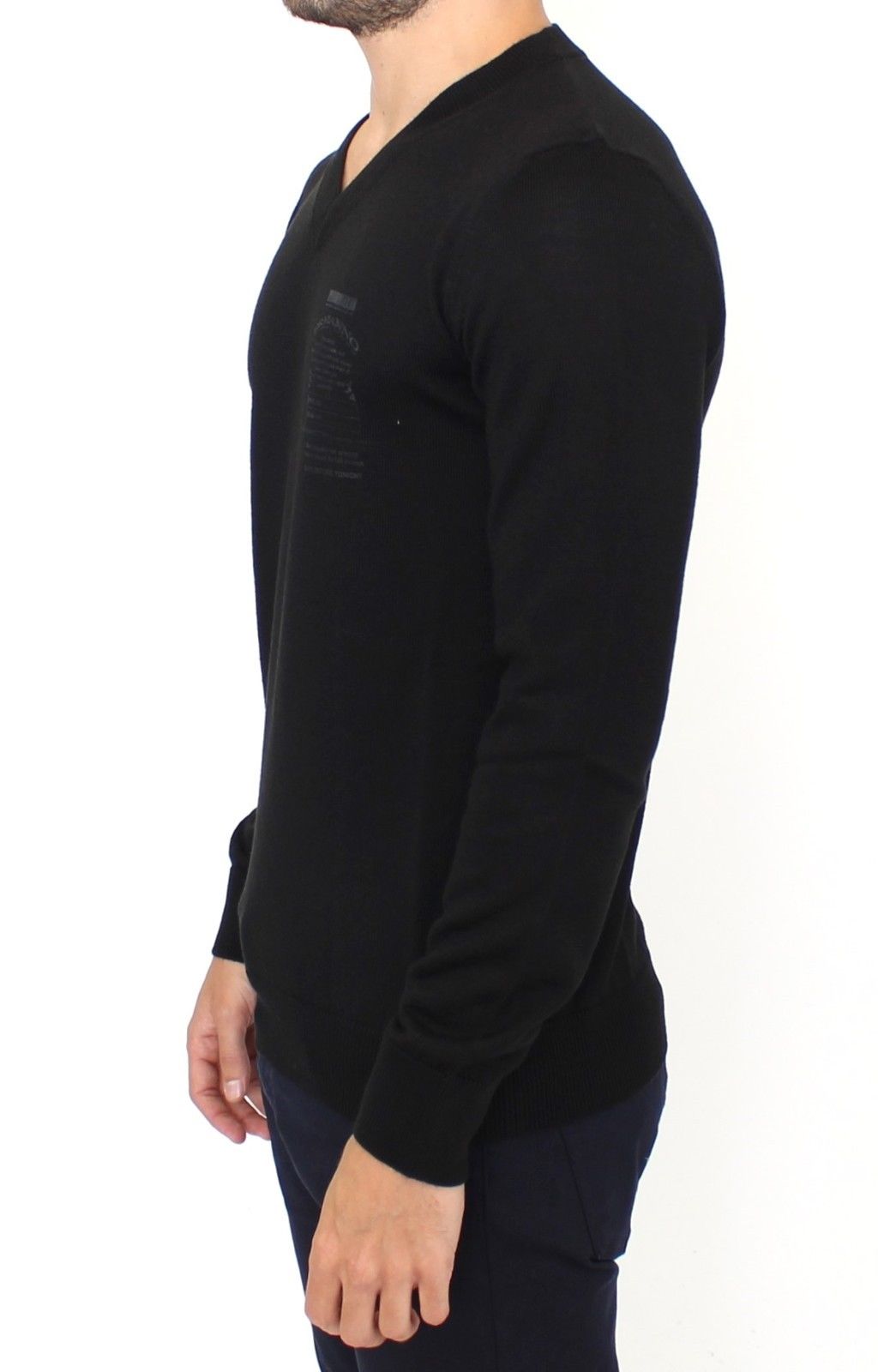 Ermanno Scervino Elegant black V-neck sweater in wool blend