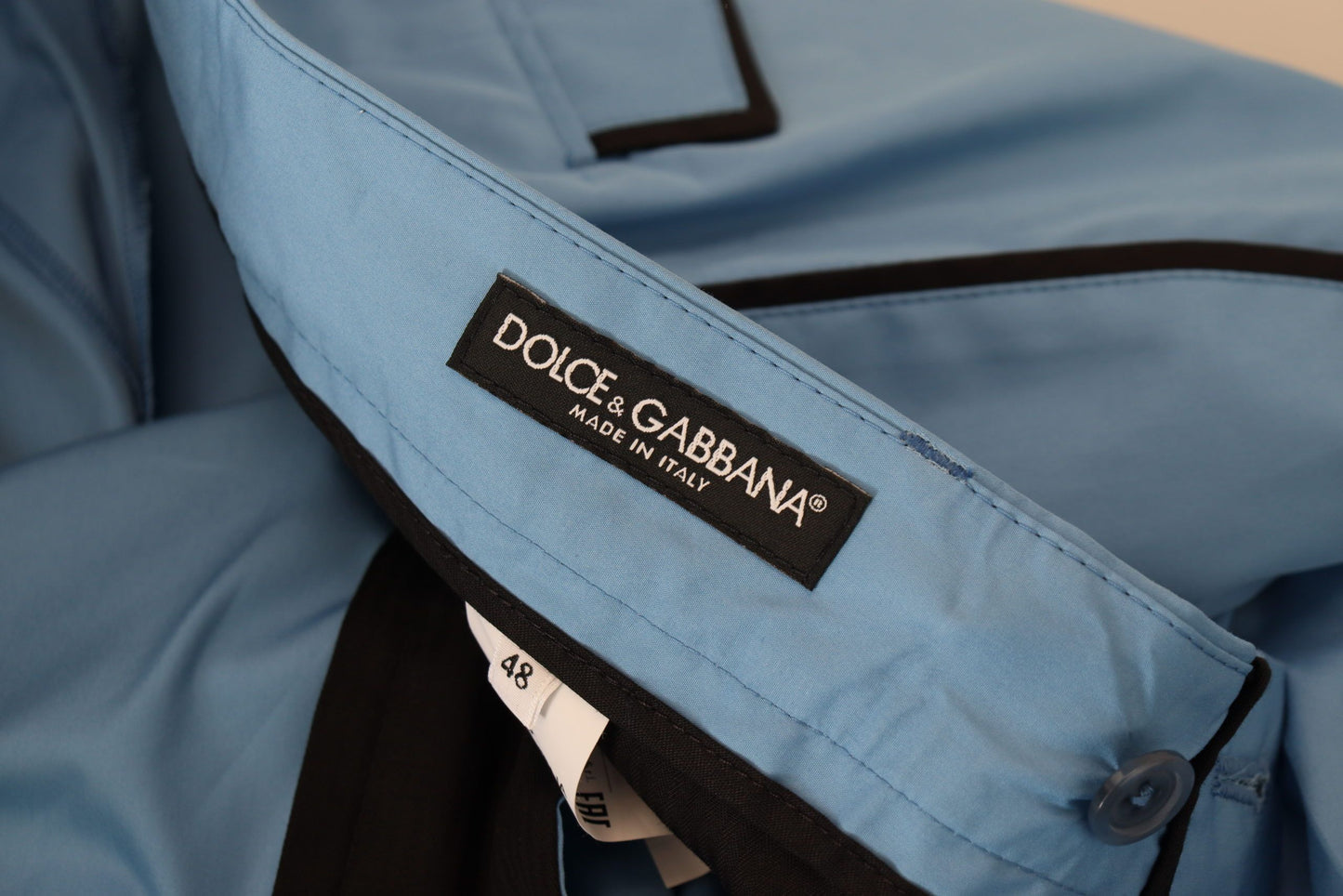 Dolce &amp; Gabbana Elegant Slim Fit Chinos - Pamper yourself with Italian luxury