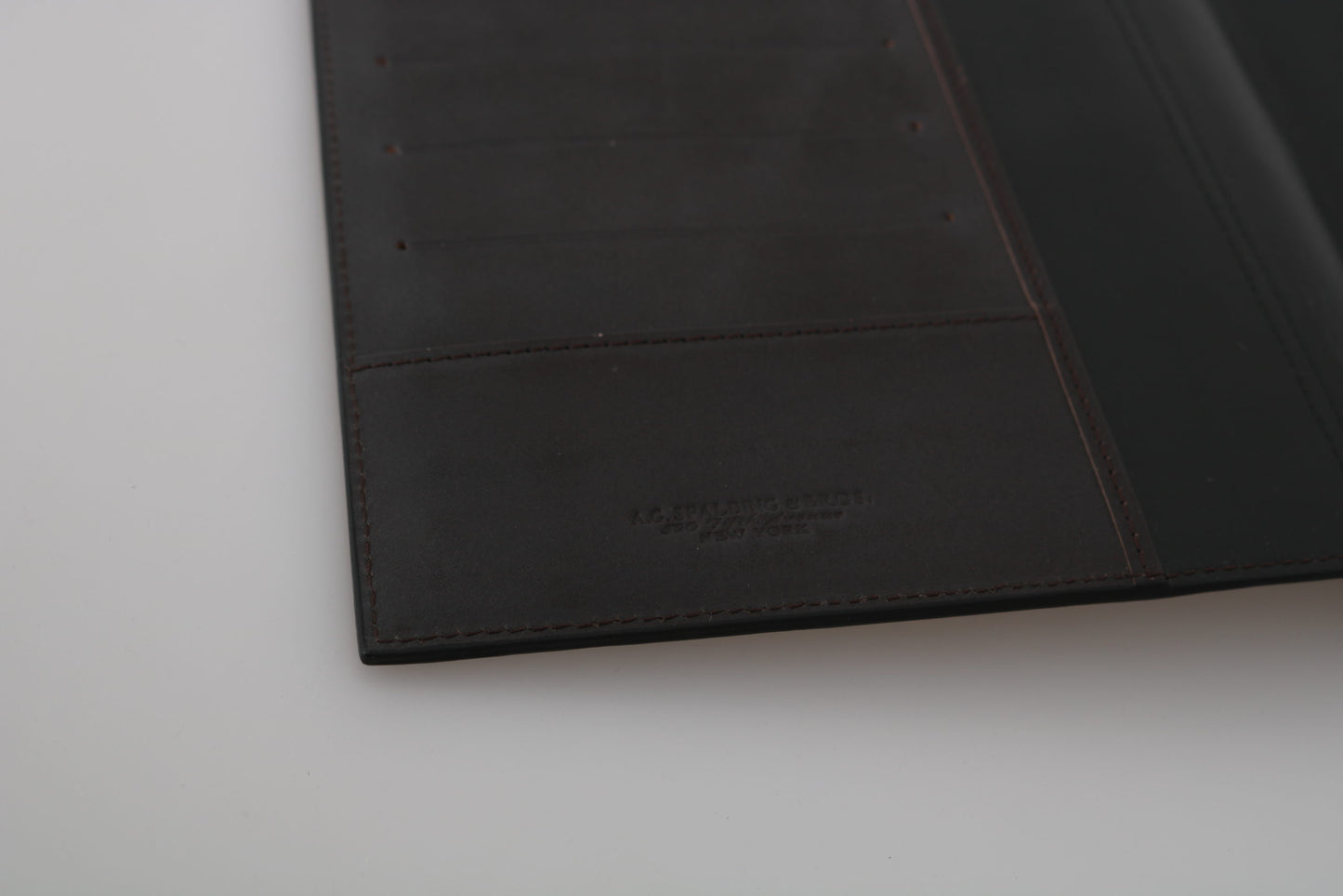 AG Spalding &amp; Bros Elegant Leather Passport Lompakko – välttämätön matkustamiseen