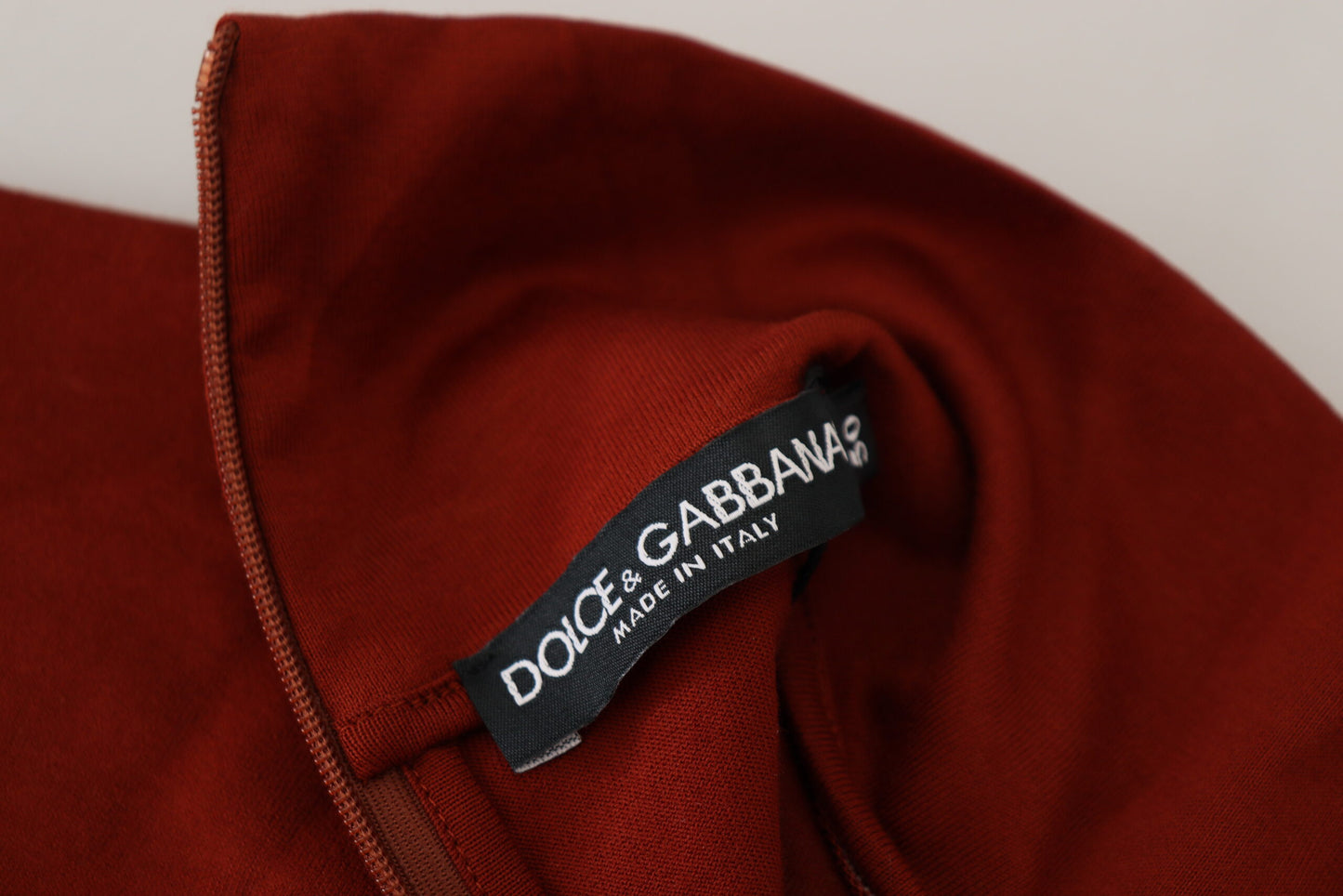 Dolce &amp; Gabbana Elegant maroon sweater with collar and zip