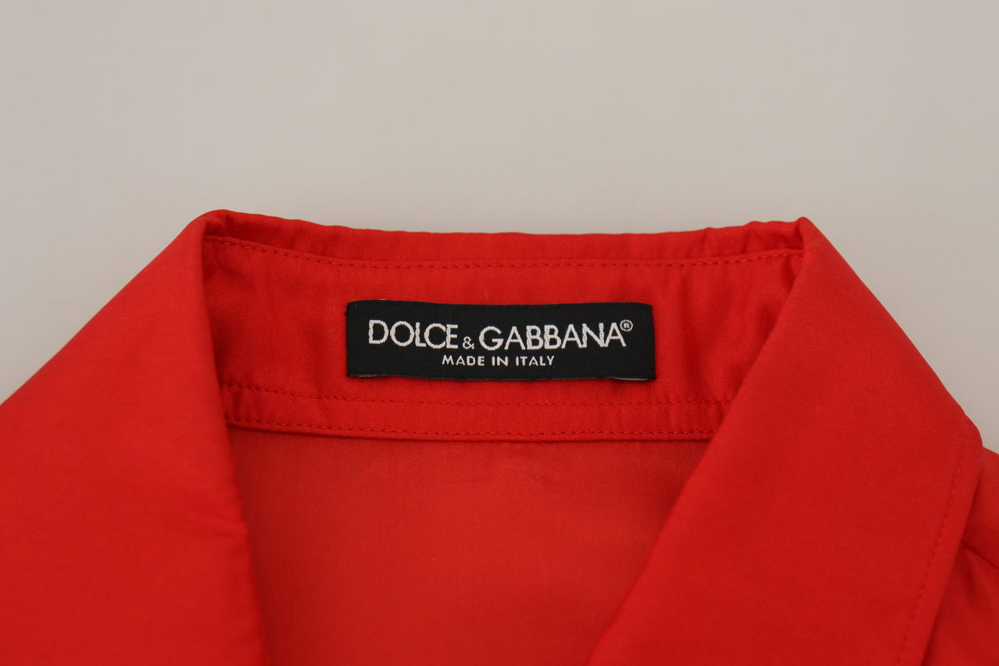 Dolce &amp; Gabbana Elegant long-sleeved polo shirt with silk collar