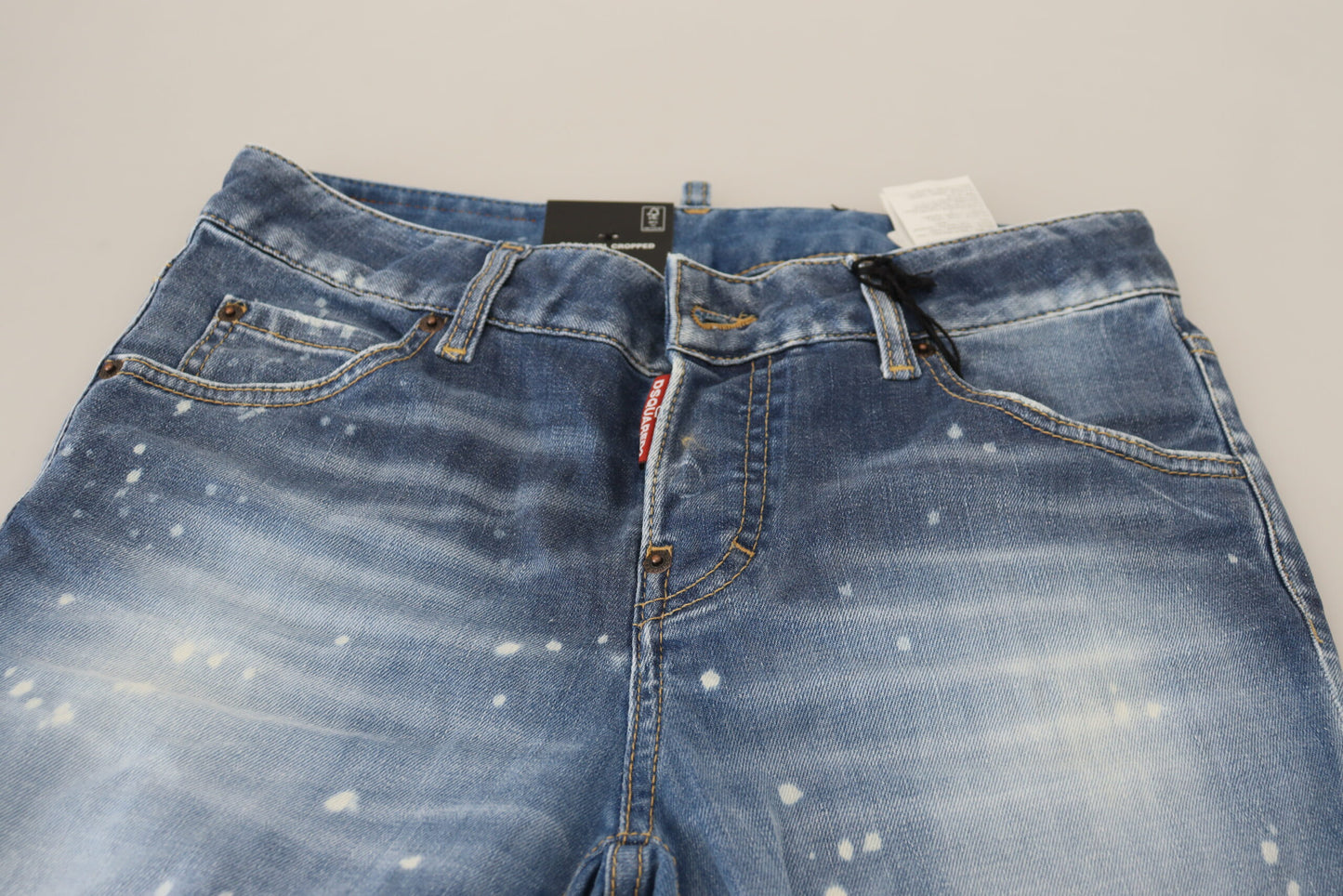 Dsquared² Chic blue cropped denim - upgrade your casual look