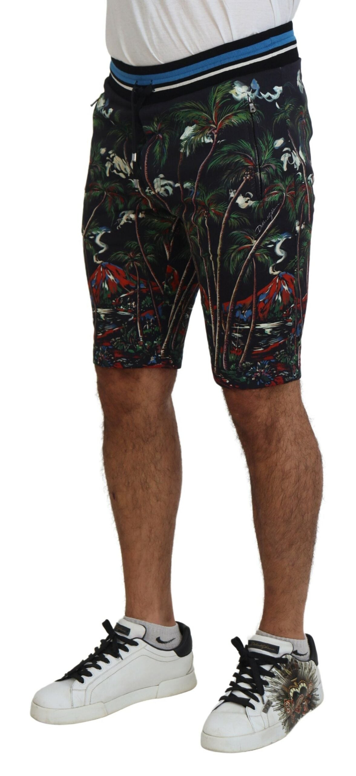 Dolce & Gabbana Lässige knielange Shorts mit Vulkandruck