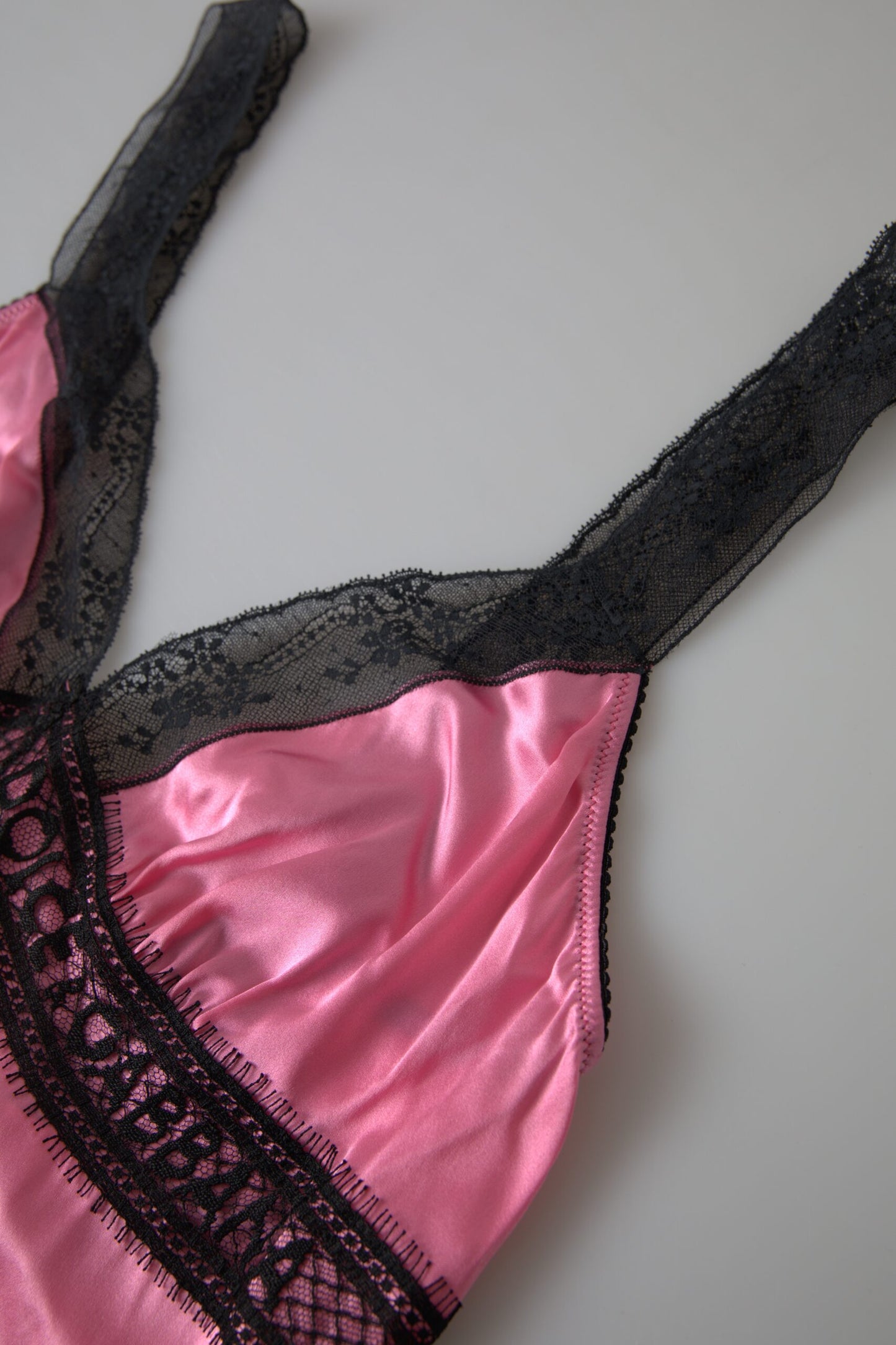 Dolce & Gabbana Seidener Charme Rosa Camisole