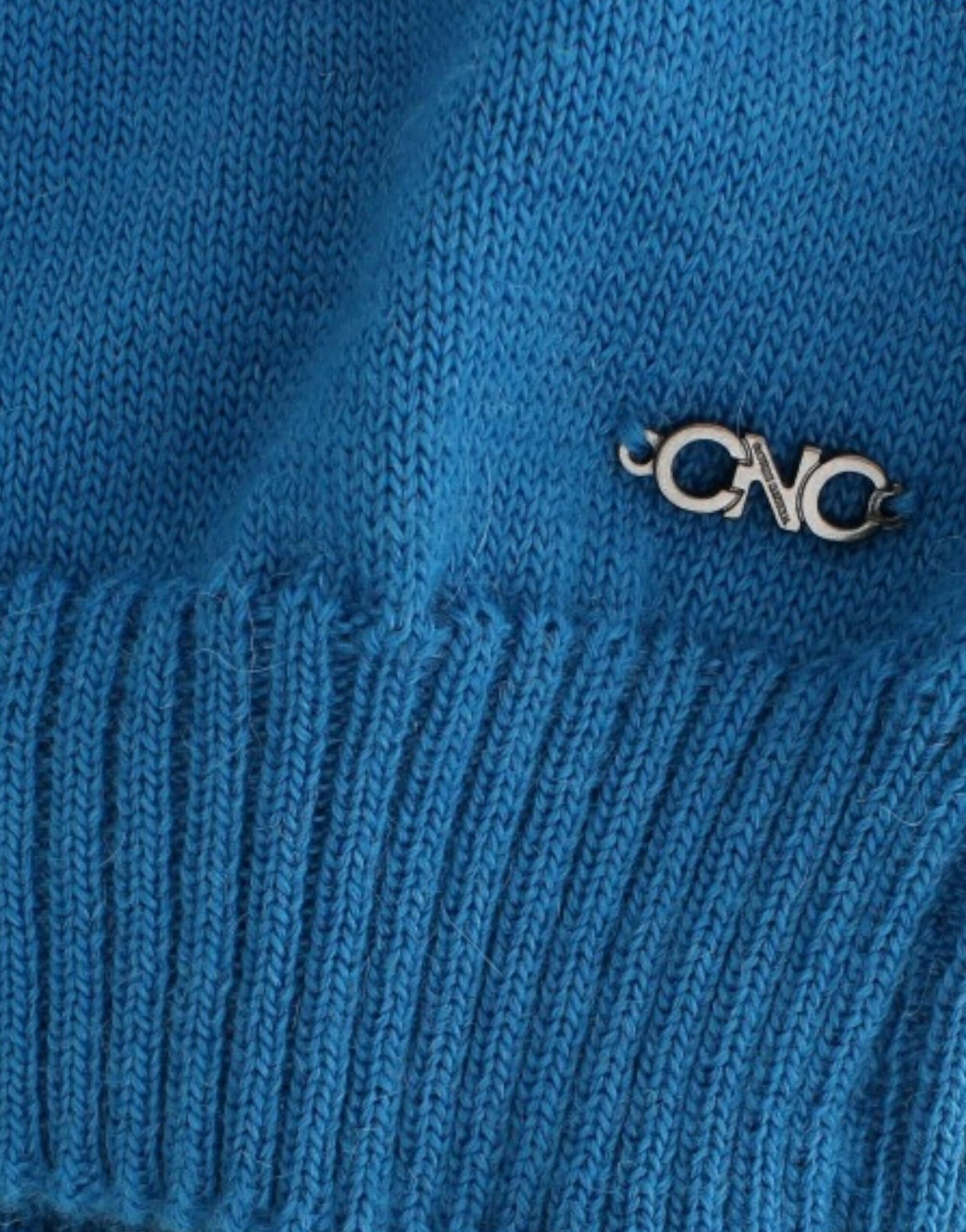 Costume National Chic blue knitted sweater with round neck