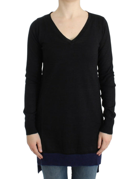 Costume National Lightweight sweater with elegant V-neck