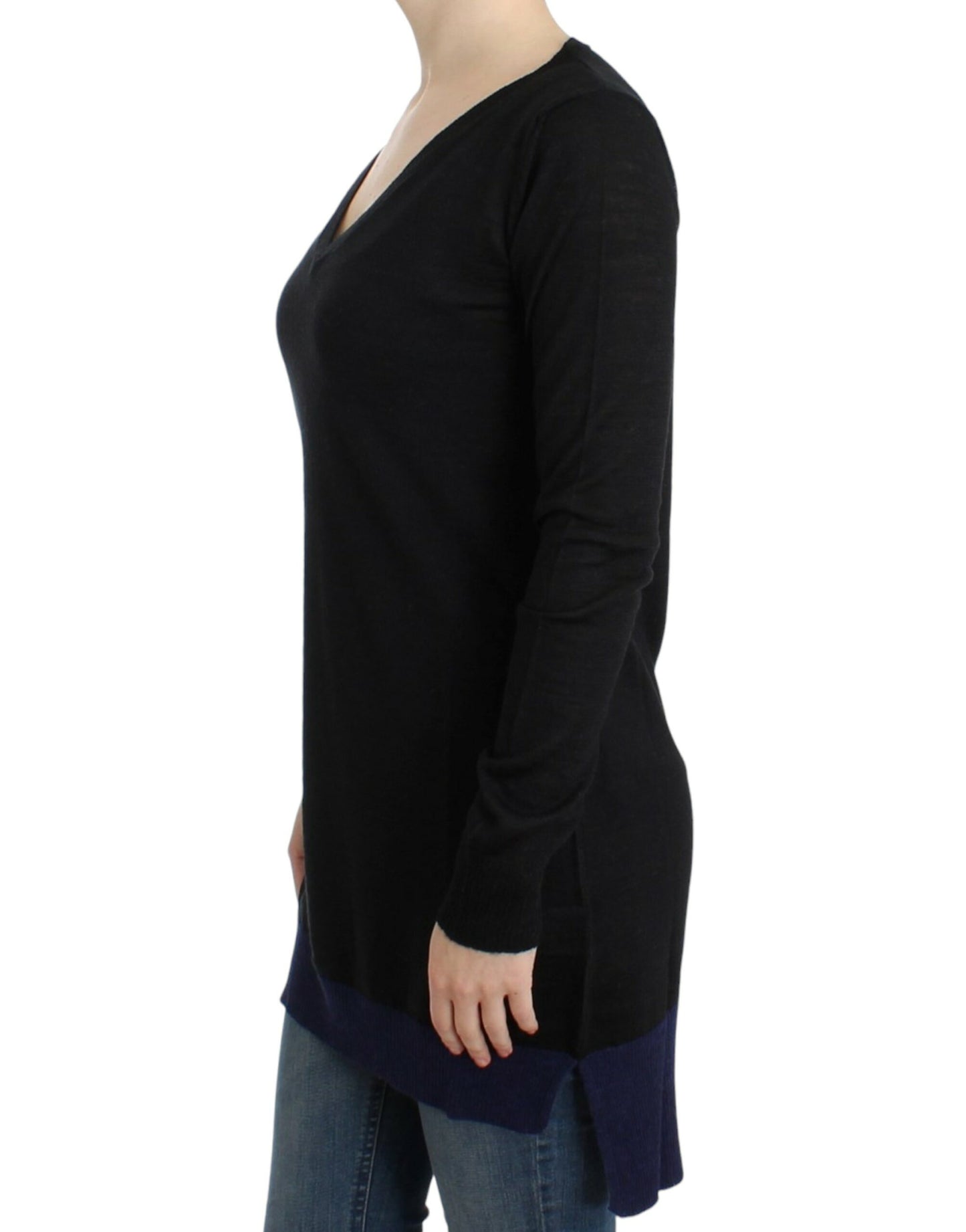 Costume National Lightweight sweater with elegant V-neck