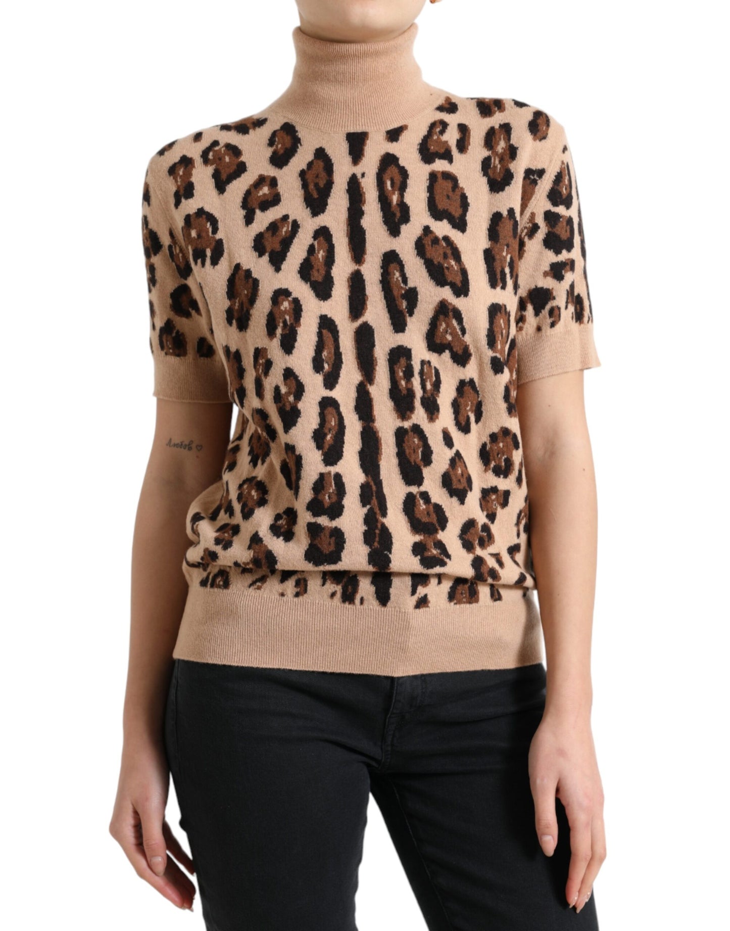 Dolce & Gabbana Elegantes beigefarbenes Leoparden-Rollkragenpullover aus Wolle