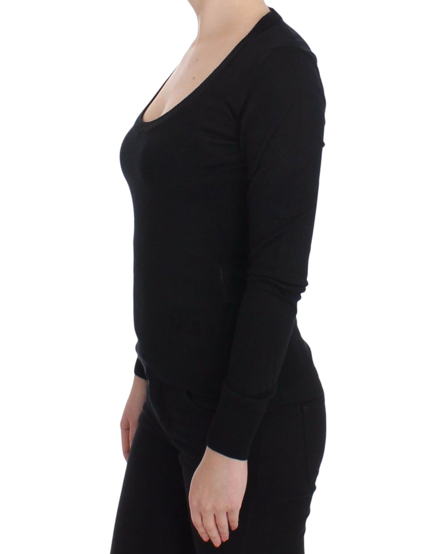 Dolce &amp; Gabbana Elegant black sweater with deep round neck