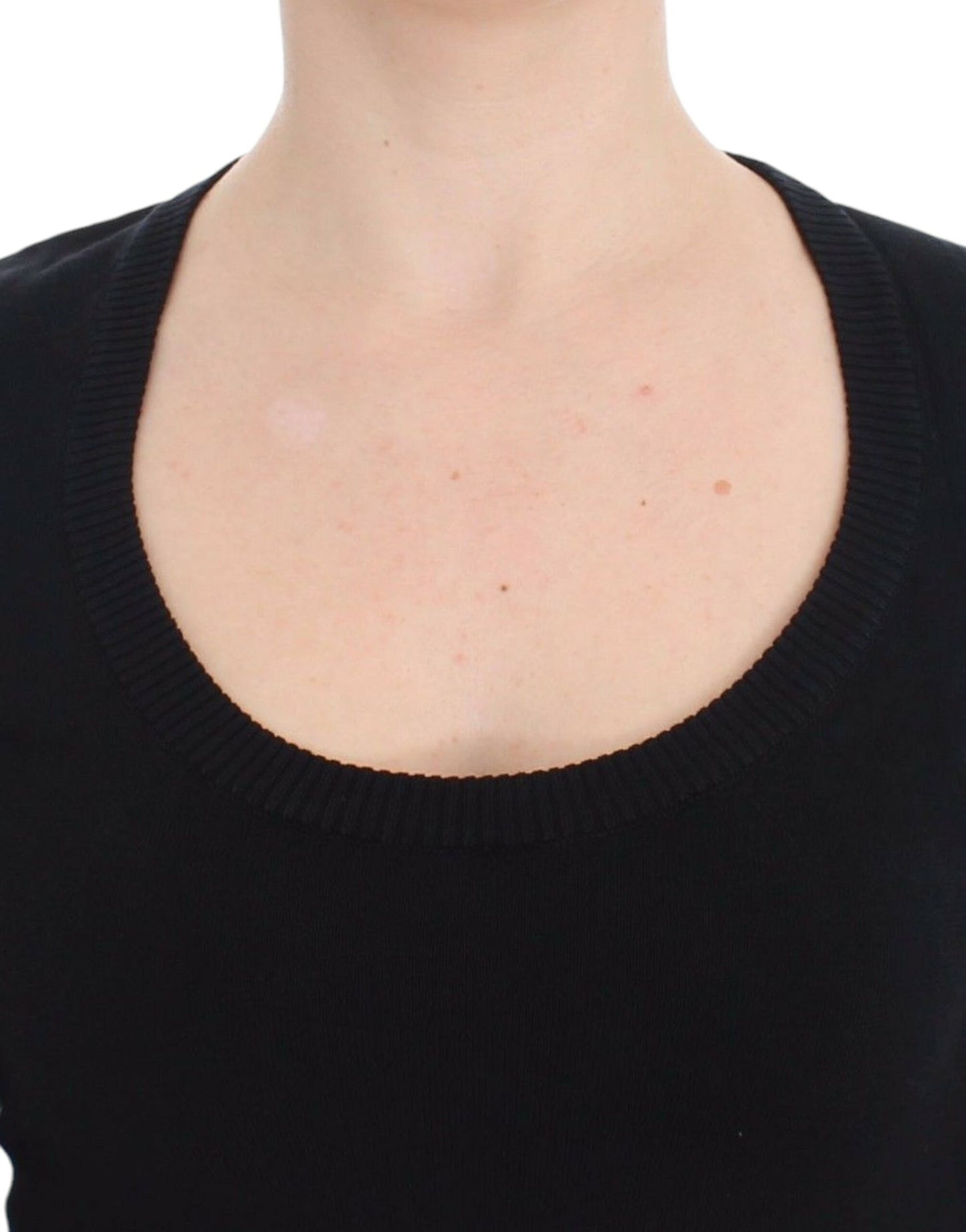 Dolce &amp; Gabbana Elegant black sweater with deep round neck