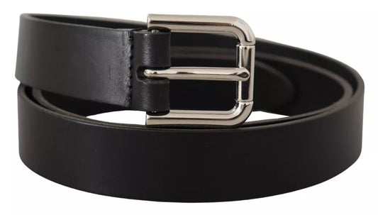 Dolce &amp; Gabbana Classic belt in black leather with silver-colored metal buckle