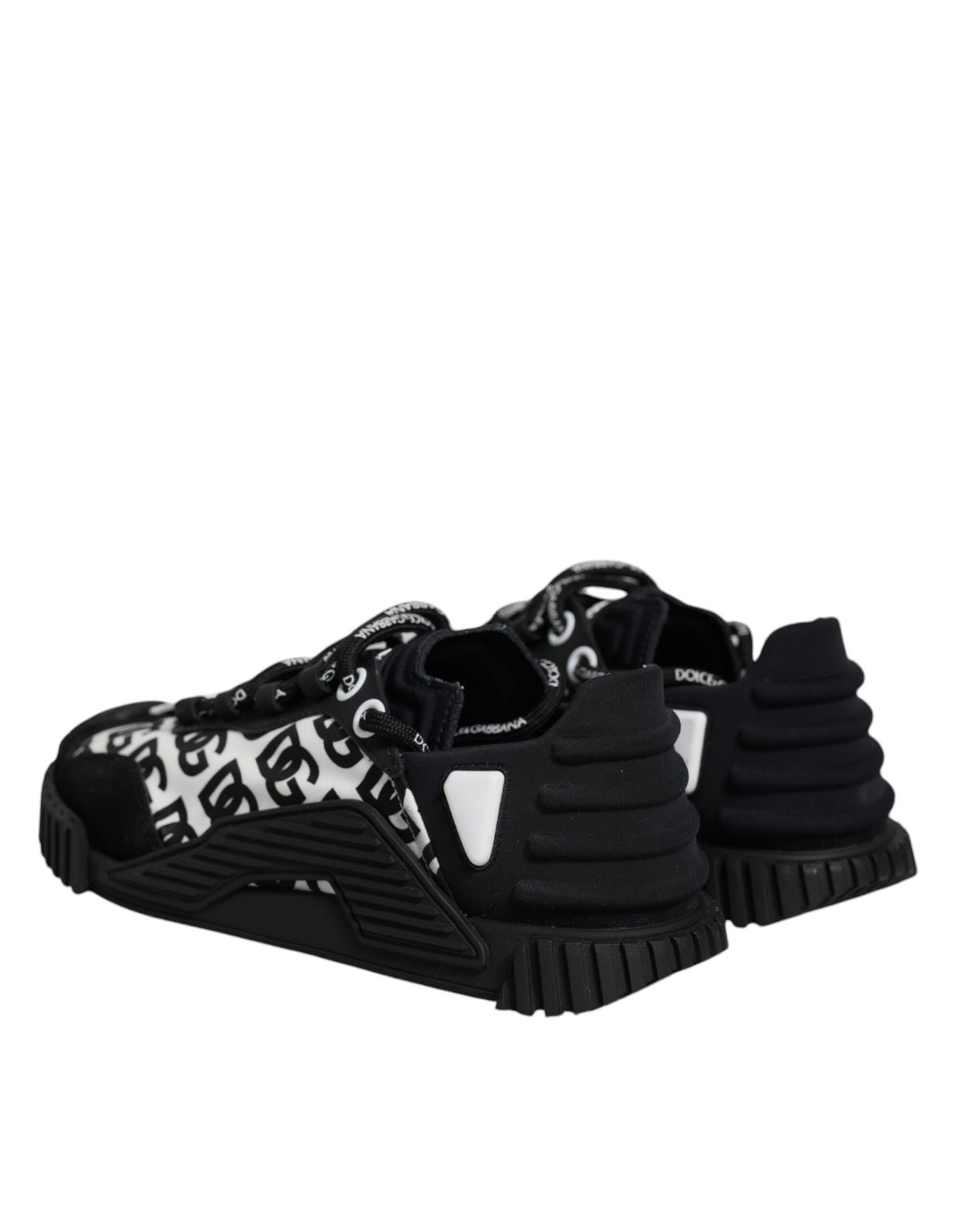 Dolce &amp; Gabbana Black Logo Lace Up matalat NS1-lenkkarit