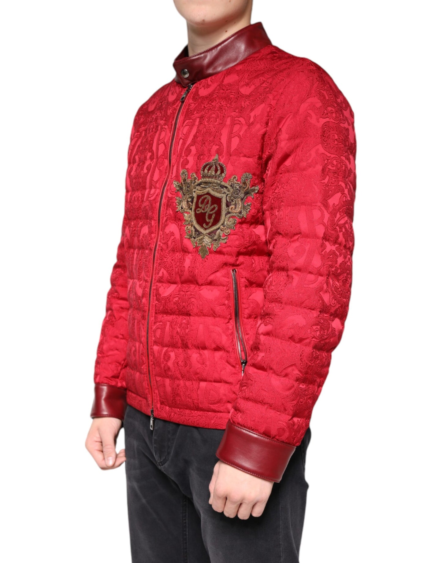 Dolce & Gabbana Rote gesteppte Bomberjacke mit Goldkronen-Logo