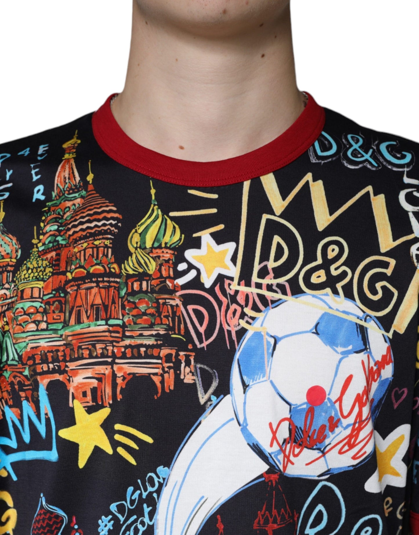 Dolce & Gabbana Mehrfarbiges T-Shirt mit Rundhalsausschnitt aus Baumwolle mit Grafikdruck