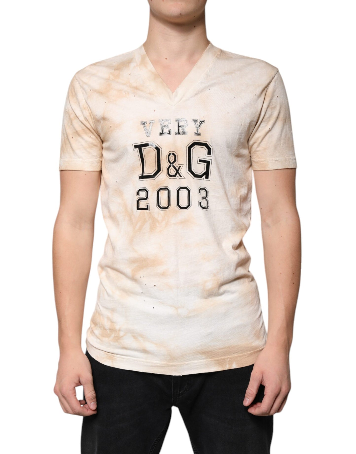 Dolce & Gabbana Beigefarbenes T-Shirt mit V-Ausschnitt aus Baumwolle mit Grafikdruck