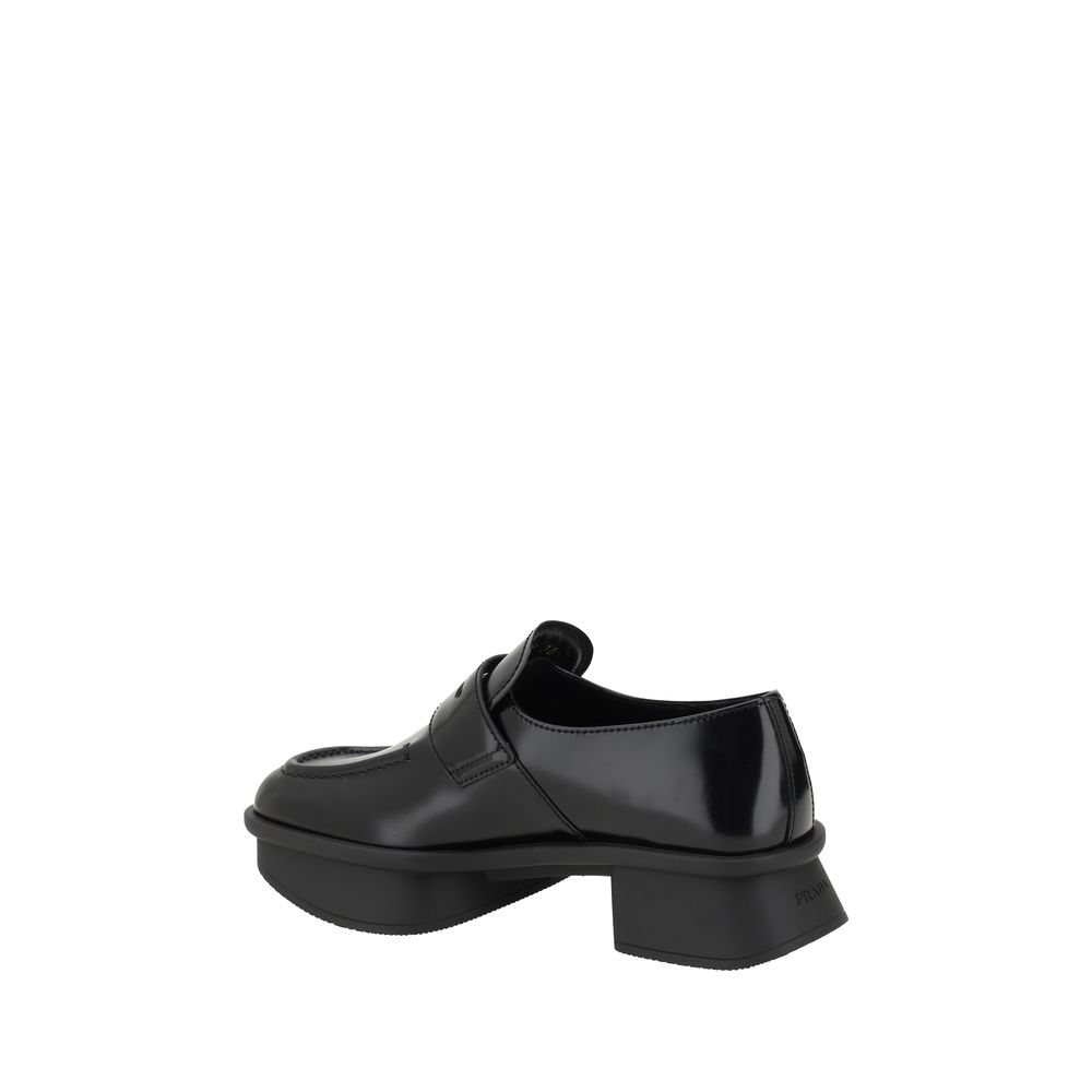 Prada loaferit