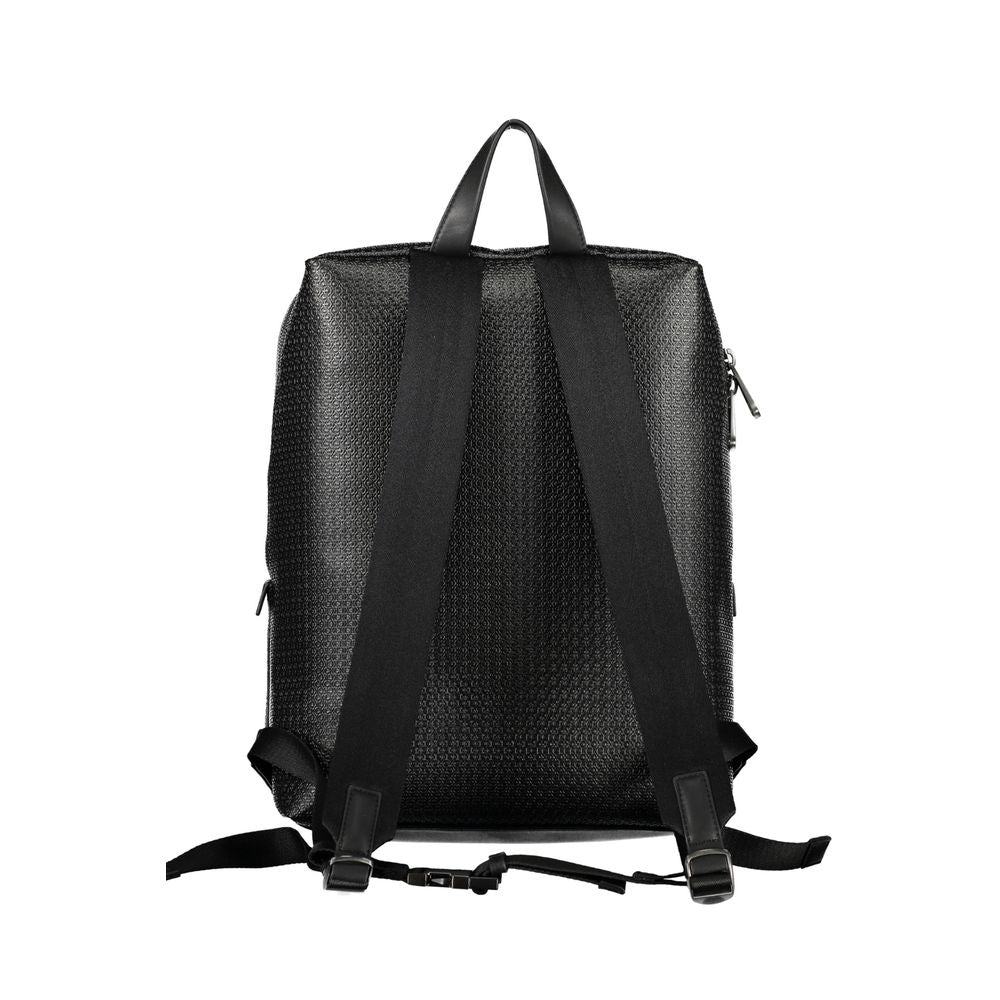 Calvin Klein Schlanker Urban Traveler-Rucksack in Schwarz