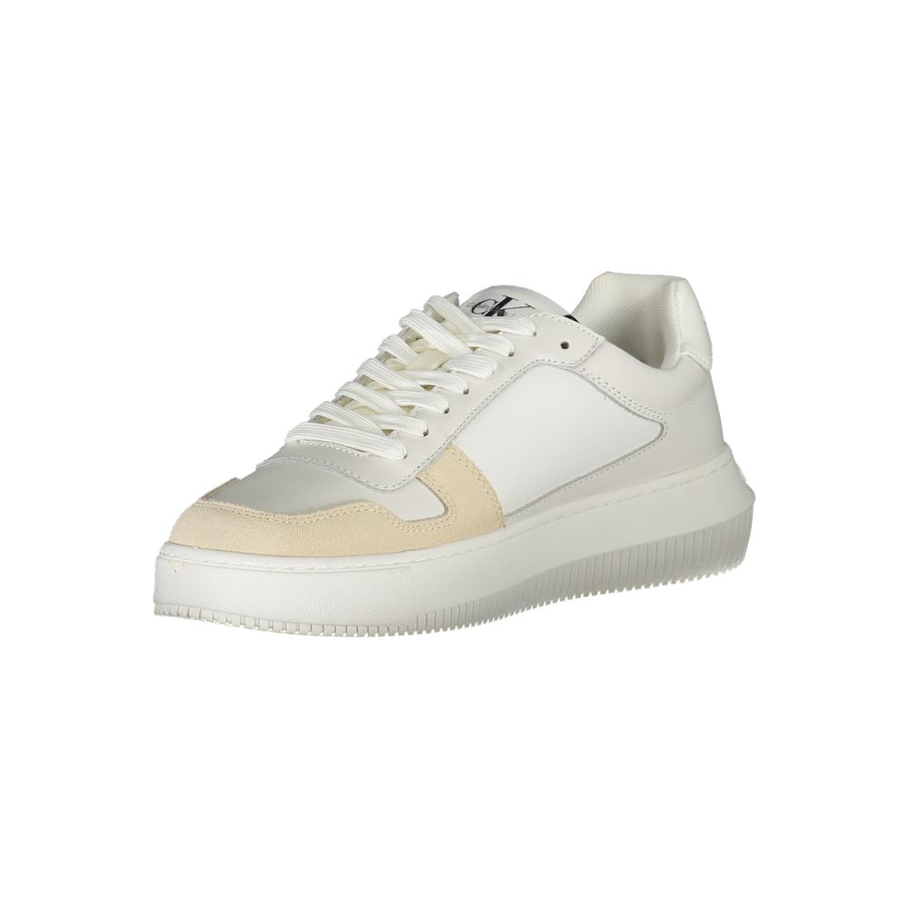 Calvin Klein Elegante Weiße Schnürsenkel-Sneakers mit kontrastierendem Detail