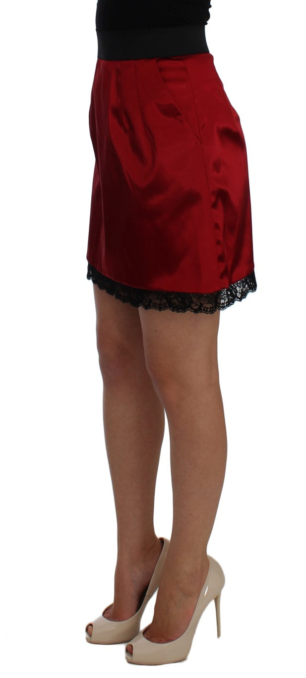 Dolce & Gabbana Eleganter roter Rock mit hoher Taille aus Spitze